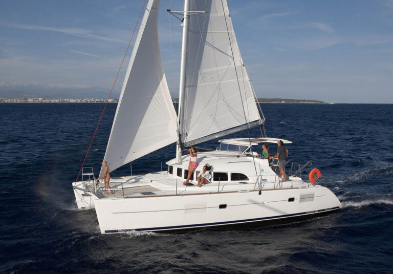 Lagoon 380 Catamaran Review - Katamarans - Find a Charter