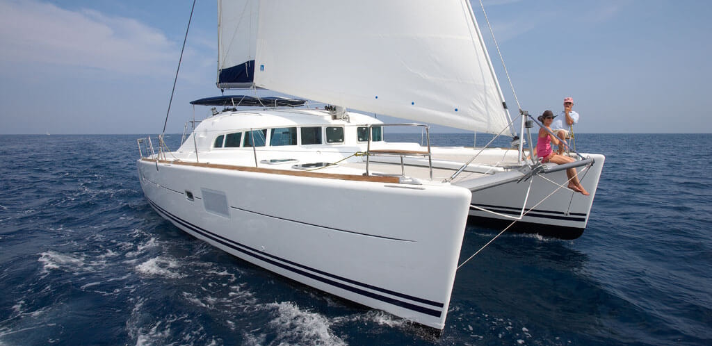 lagoon 380 charter